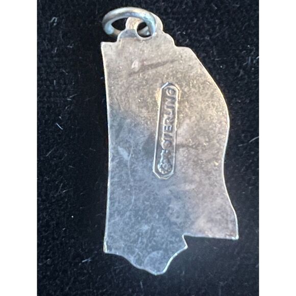 Mississippi Sterling Silver Travel State Map Charm (Flat Charm) - Picture 2 of 2
